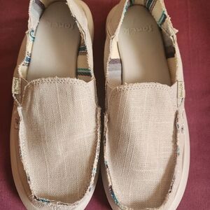 Sanuk Lite Grey Canvas Slip-On Shoes with Striped Inner Lining US6- EU37